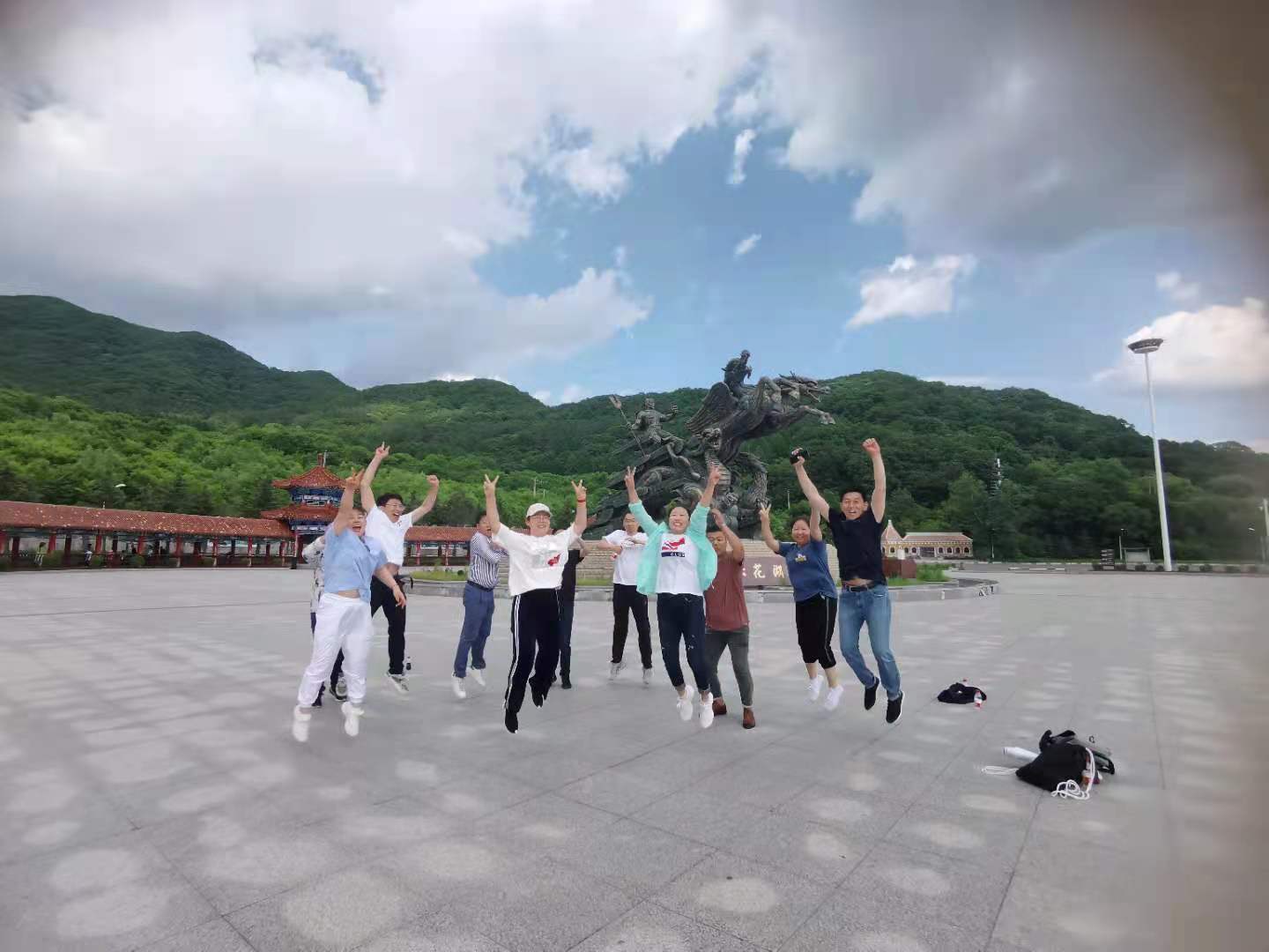 60e7e24c26bcc.jpg 8b42502ddc8eb032e1aa39aab06b777.jpg